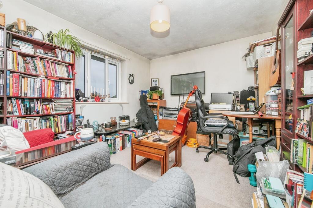 Additional image 2 of Nicholsons Grove, Colchester