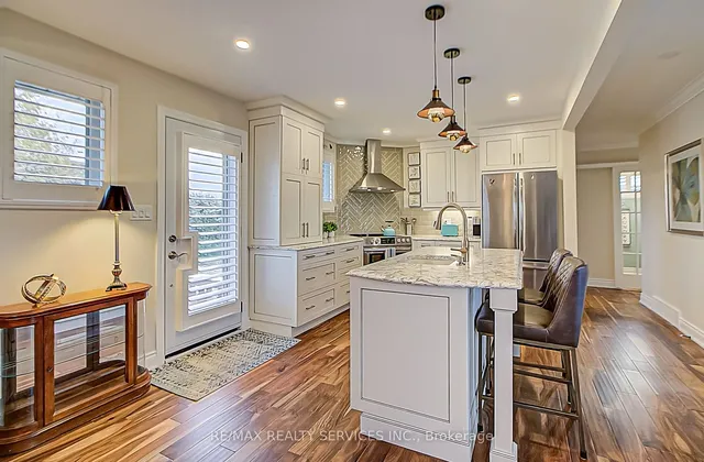 Additional image 12 of 4 Ridgetop Ave