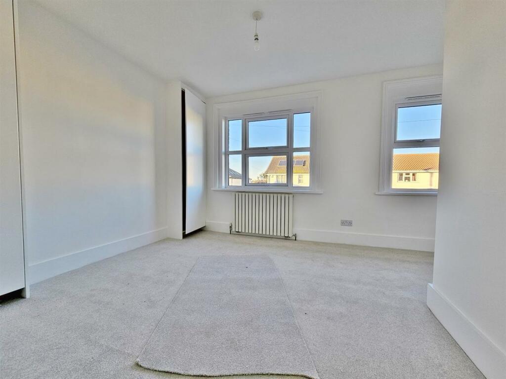 Additional image 20 of Pole Barn Lane, Frinton-On-Sea