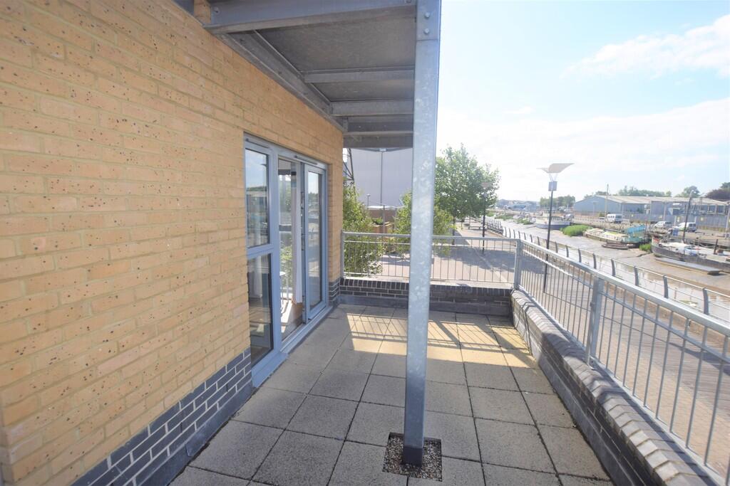 Additional image 8 of Pier Wharf, Colchester