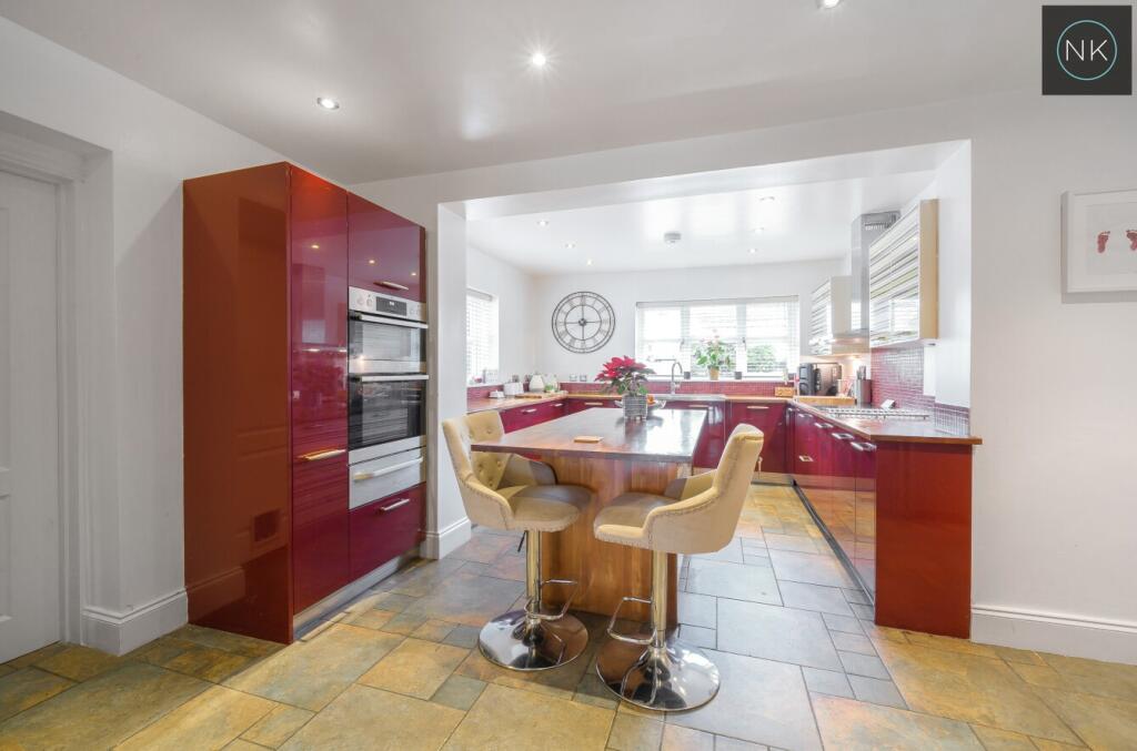 Additional image 35 of Hill Road, Theydon Bois, Epping, Essex, CM16 7LX