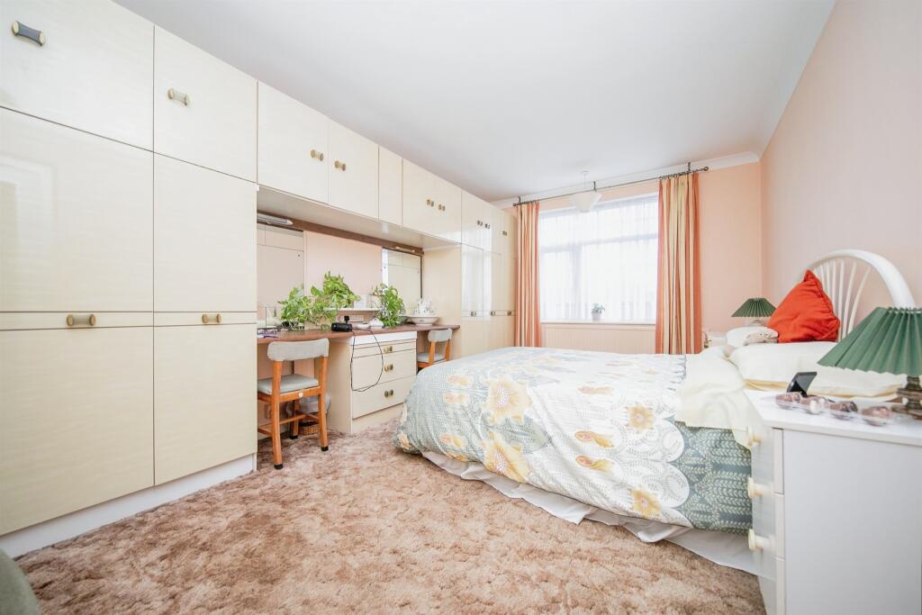 Additional image 9 of Thornbury Road, Clacton-On-Sea