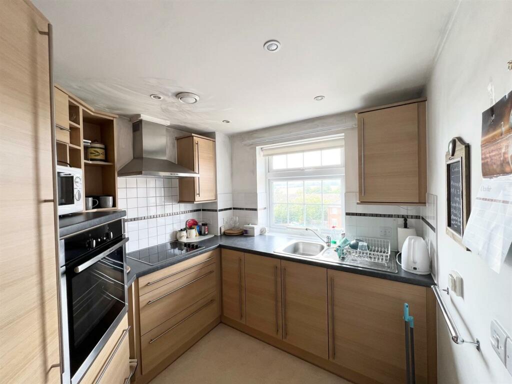 Additional image 9 of High Street, Ongar, Brentwood
