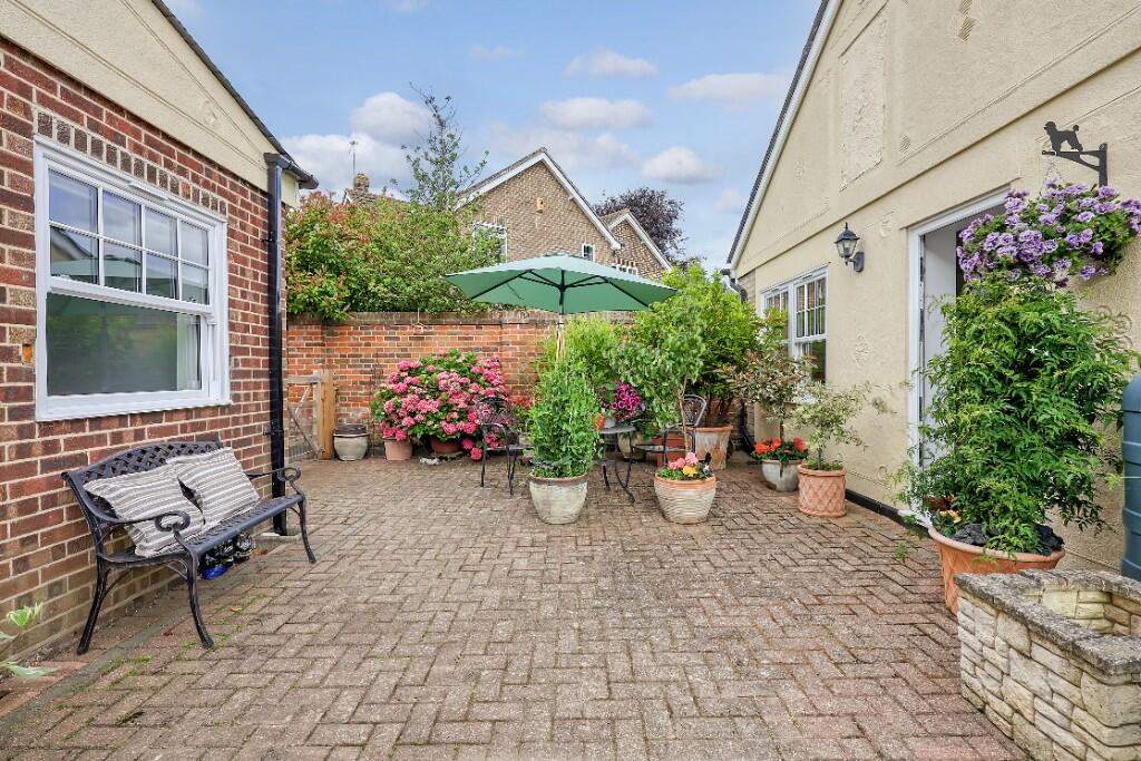 Additional image 19 of Billericay Road, Herongate, Brentwood, Essex, CM13