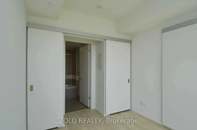 Additional image 18 of 197 Yonge St Unit 5202