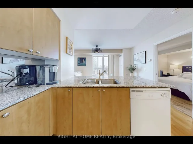 Additional image 12 of 1103 Leslie St Unit 909