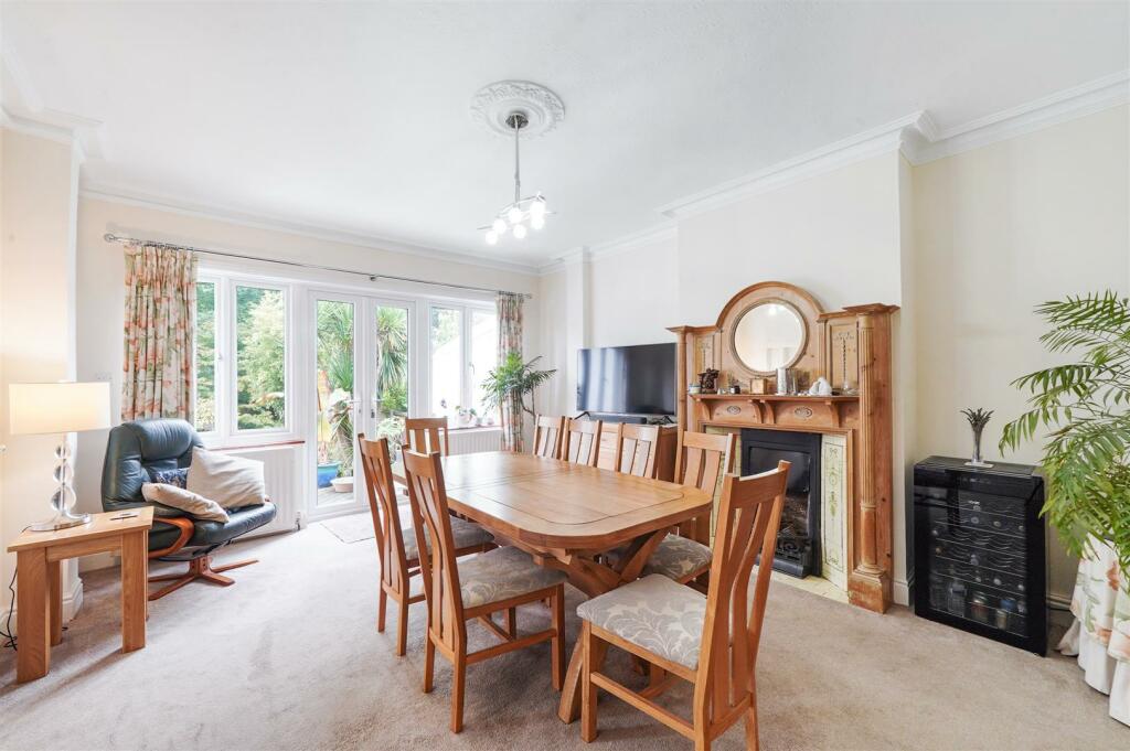 Additional image 36 of Carlyle Road, Croydon