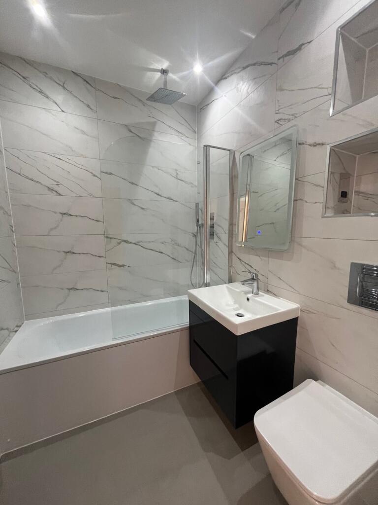 Additional image 8 of Selsdon Road, South Croydon, Surrey, CR2