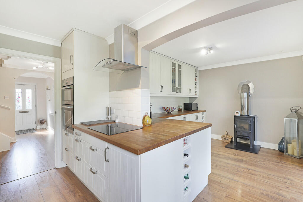 Additional image 2 of The Magpies, Epping Green