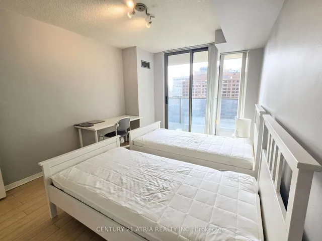 Additional image 10 of 750 Bay St Unit 1806