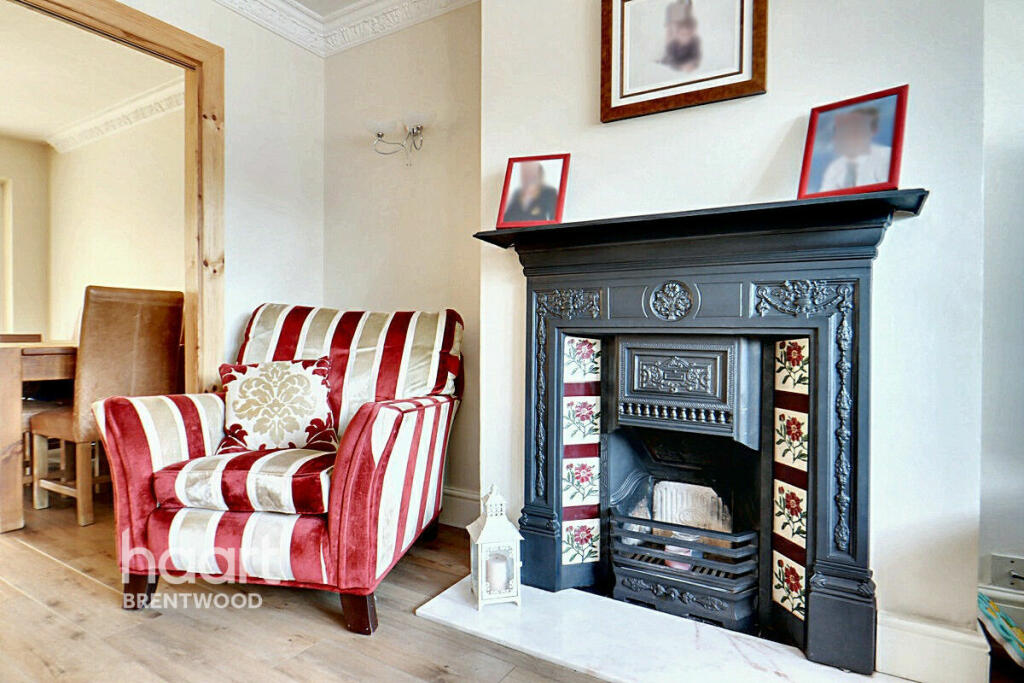 Additional image 25 of Middle Road, Brentwood