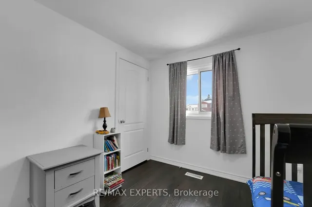 Additional image 29 of 10 Cassander Cres