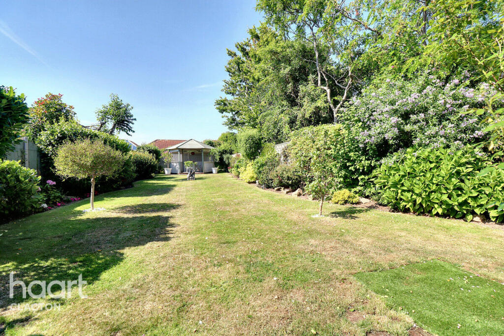 Additional image 35 of Marine Parade East, Clacton-On-Sea