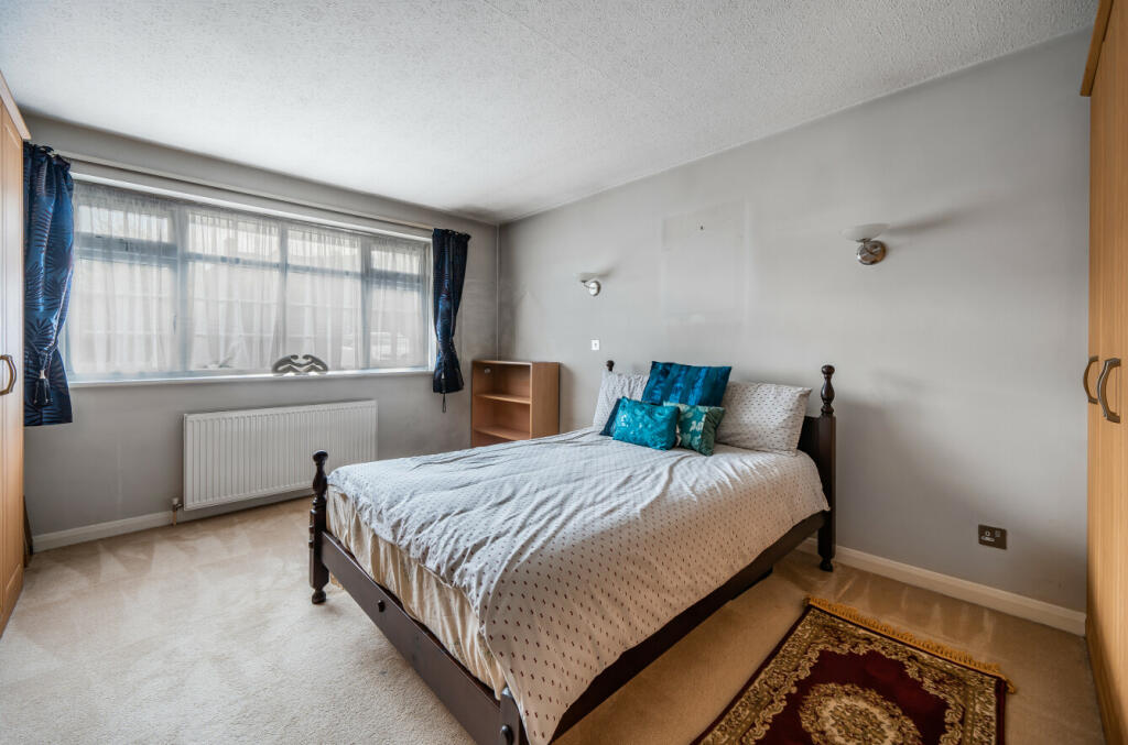 Additional image 7 of Woodbury Close, Croydon