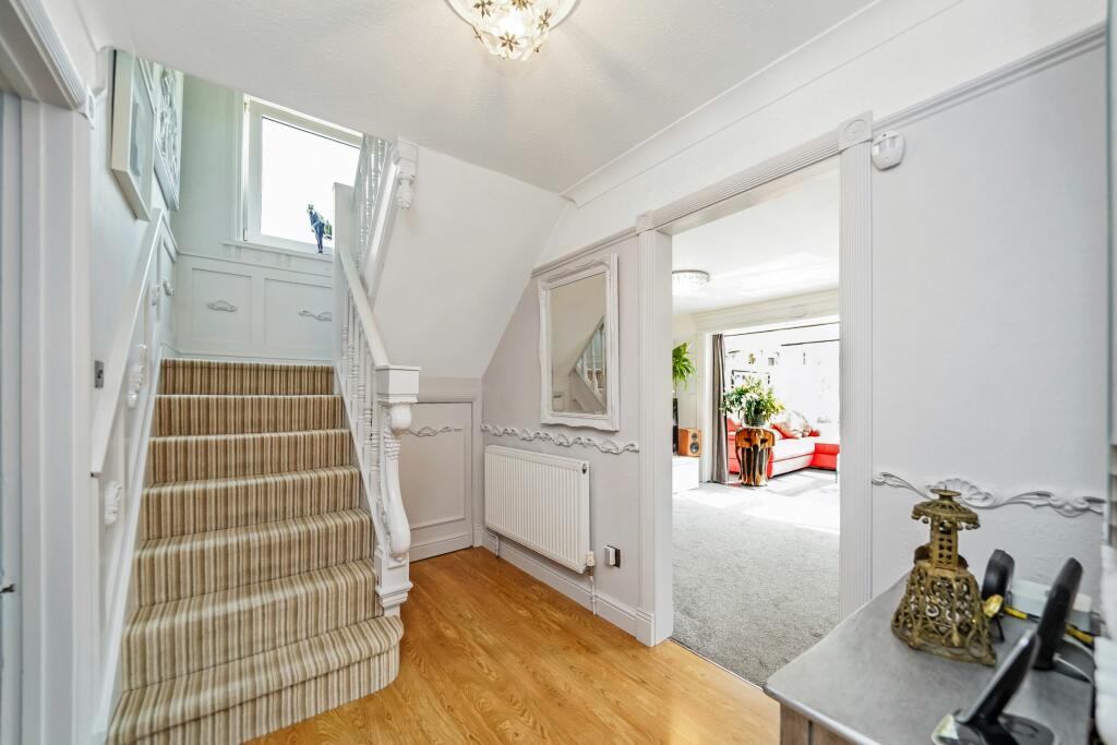 Additional image 18 of The New House, Park Avenue, Hastingwood