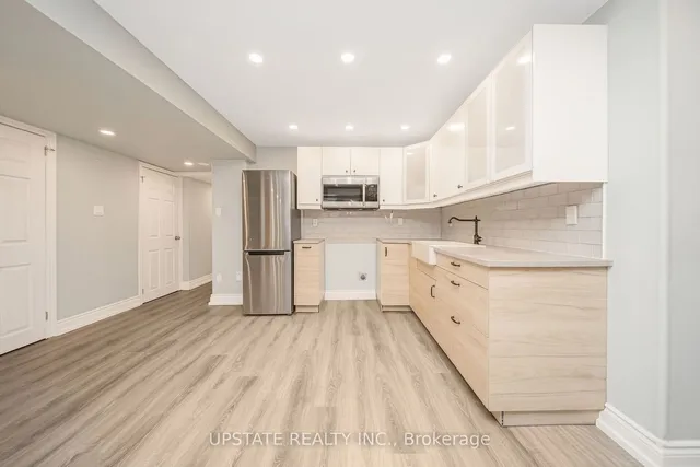 Additional image 28 of 22 Allegro Dr