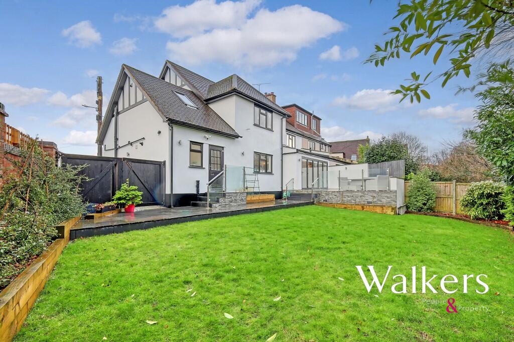 Additional image 30 of West Park Crescent, Billericay