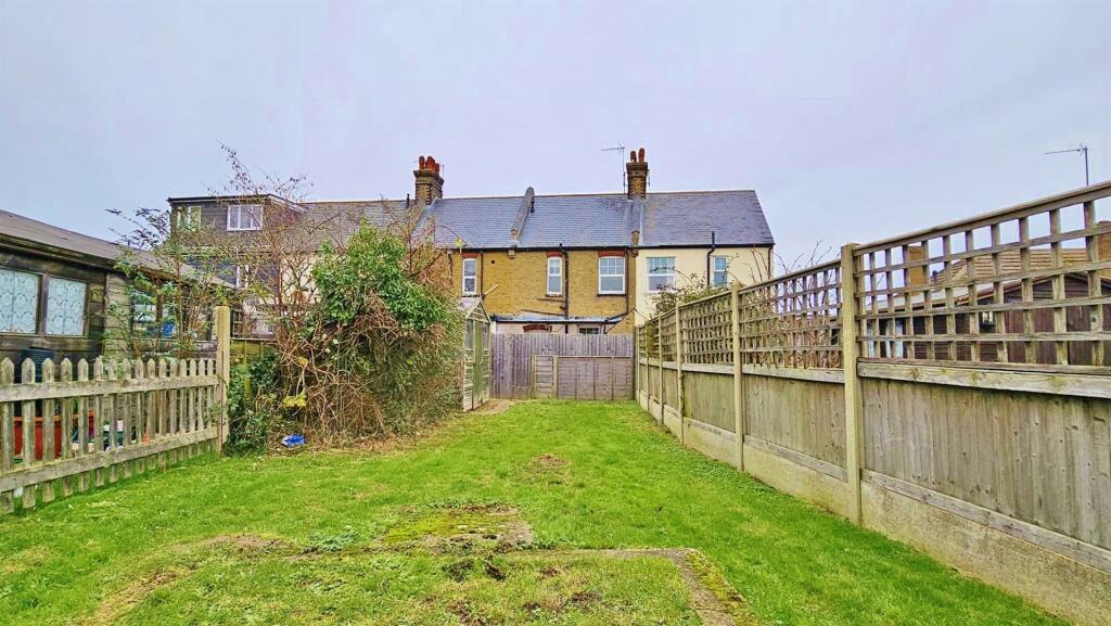 Additional image 16 of Kirby Road, Walton On The Naze