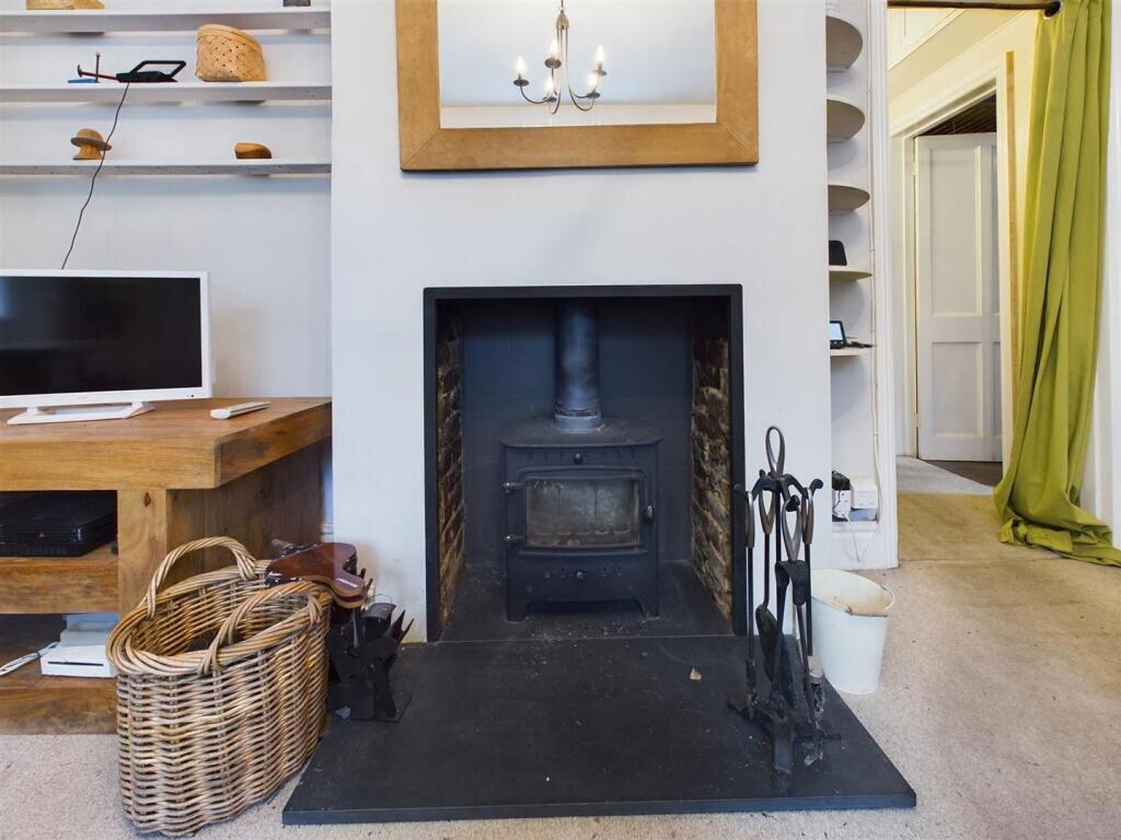 Additional image 14 of Coulsdon Road, Coulsdon, CR5 2LG