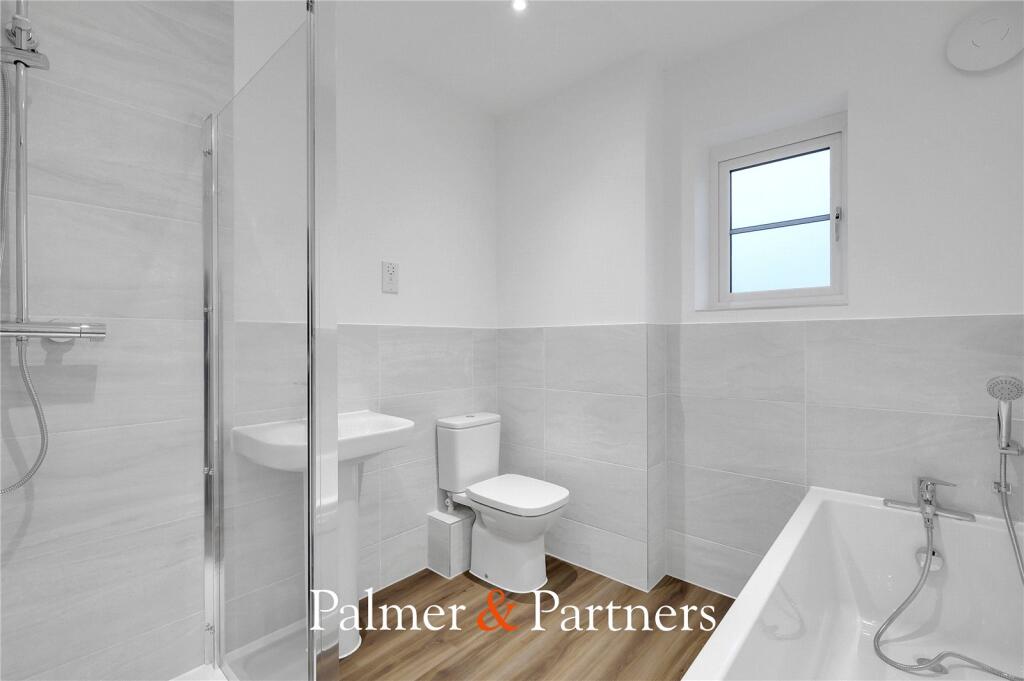 Additional image 25 of River Reach, Mistley, Manningtree, Essex, CO11