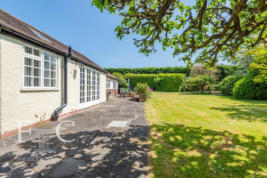 Additional image 26 of Epping Road, CM19