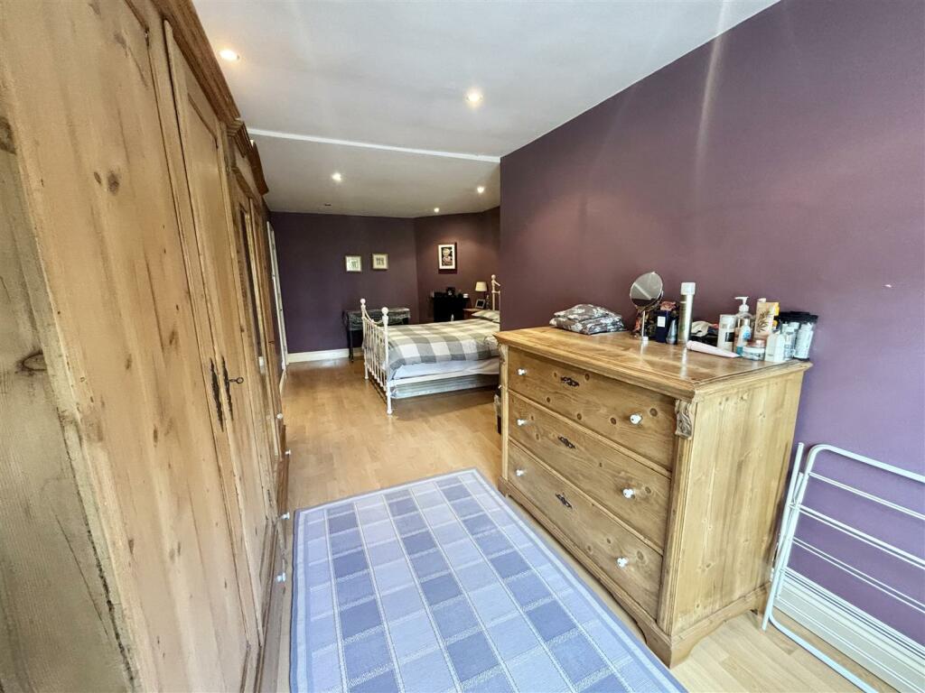 Additional image 20 of Vauxhall Drive, Braintree