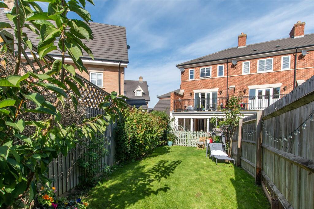 Additional image 21 of Mowbray Close, Epping, Essex, CM16