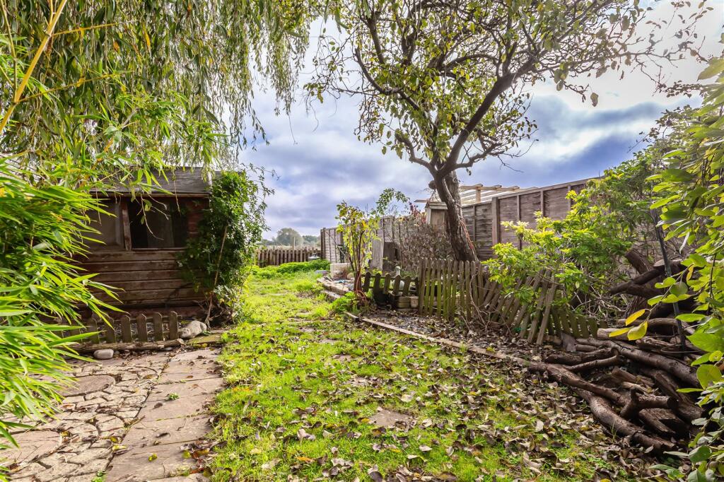 Additional image 13 of Duck Lane, Thornwood