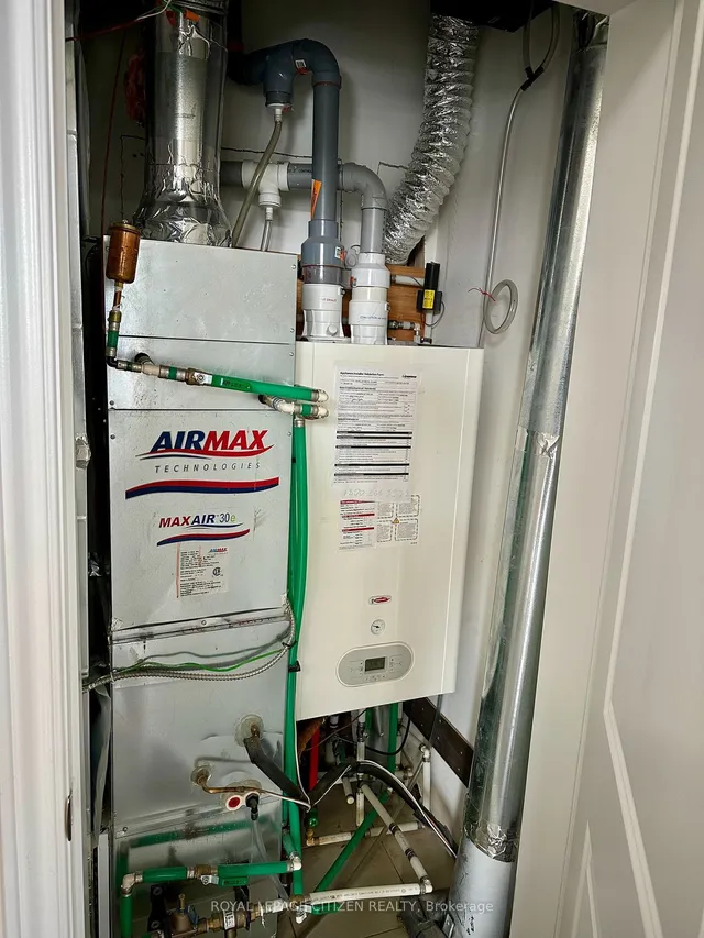 Additional image 39 of 70 Halliford Pl Unit 414