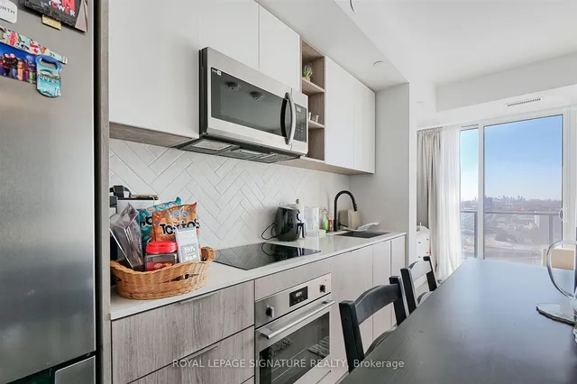 Additional image 13 of 36 Zorra St Unit 1202