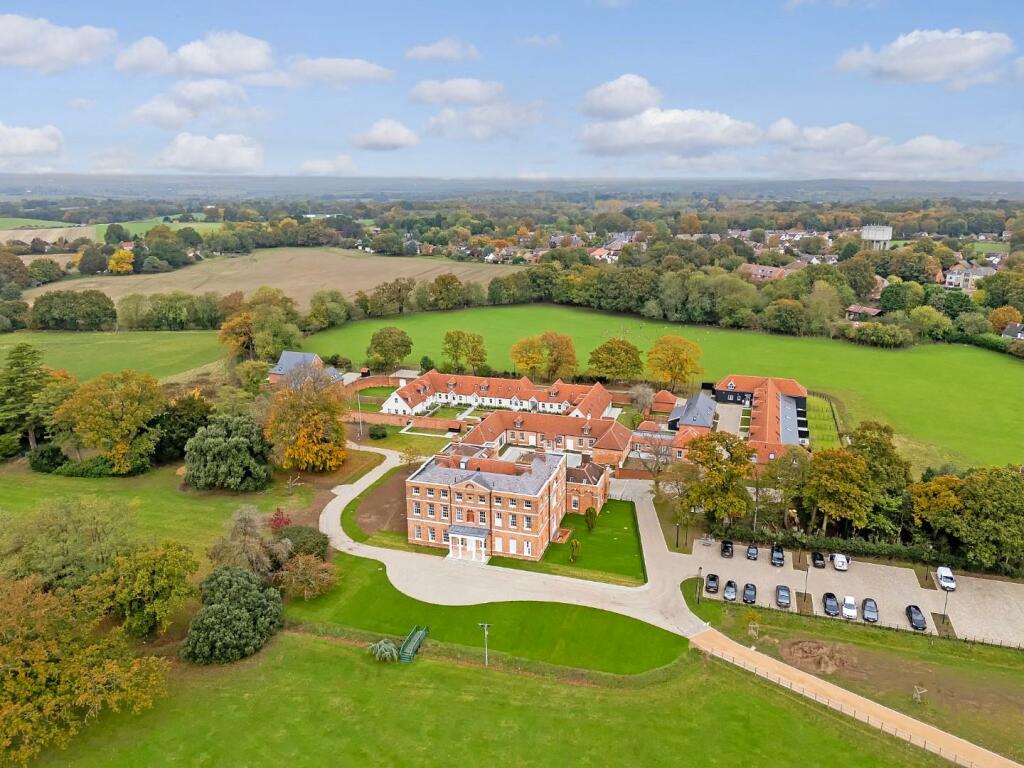 Additional image 23 of Brizes Park, Kelvedon Hatch