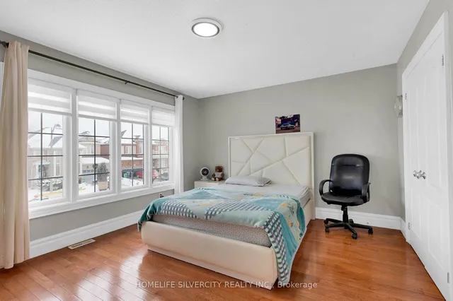 Additional image 26 of 85 Stoneylake Ave