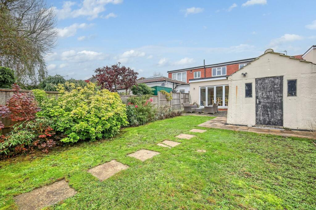 Additional image 15 of Orchard Drive, Theydon Bois, Epping