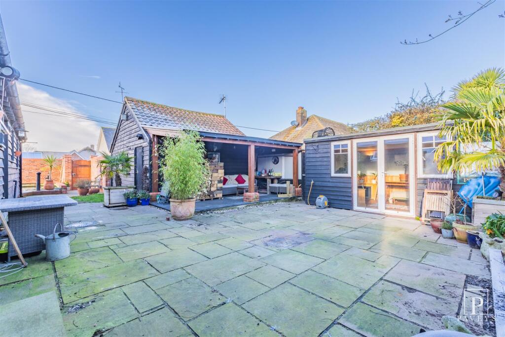 Additional image 21 of Walton Road, Kirby-Le-Soken, Frinton-On-Sea