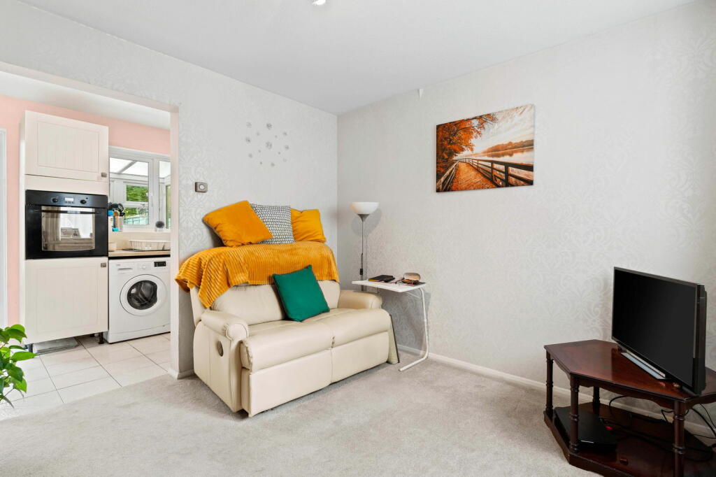 Additional image 3 of Nursery Rise, Dunmow, CM6 1XW