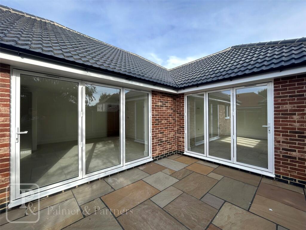 Additional image 20 of The Meadows, Betts Green Road, Little Clacton, Essex, CO16