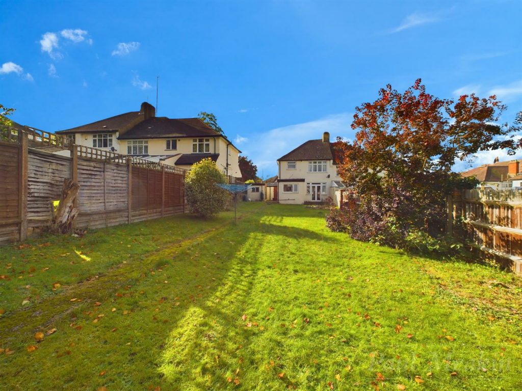 Additional image 14 of Portnalls Rise, Coulsdon