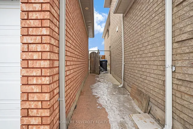 Additional image 37 of 2 Giza Cres