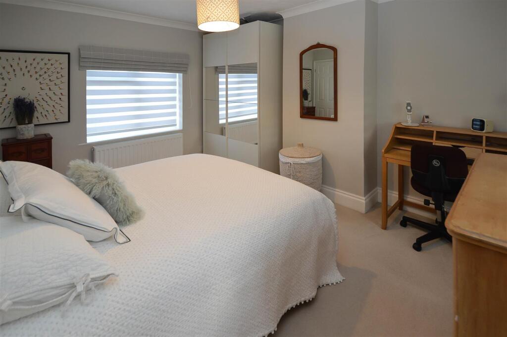 Additional image 13 of Costead Manor Road, Brentwood