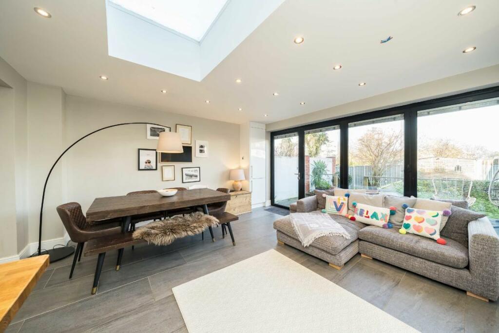 Additional image 13 of Edgehill Road, Tooting