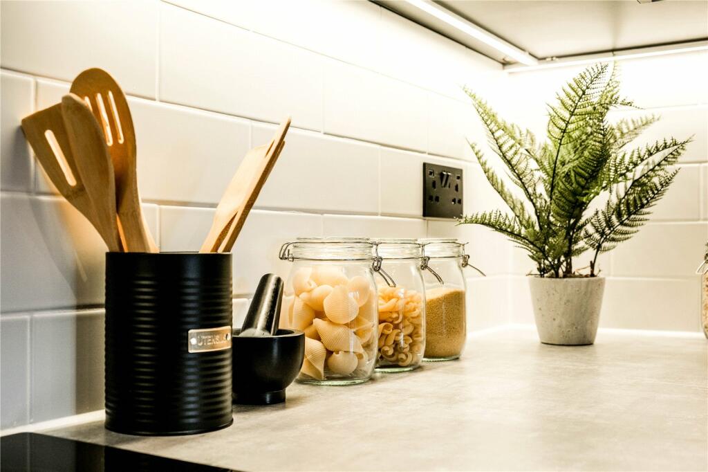 Additional image 16 of Station Road, Croydon, CR0