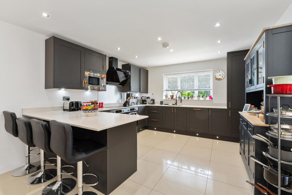 Additional image 5 of St. Johns Crescent, Stansted, CM24