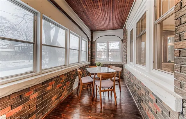 Additional image 9 of 80 Pandora Ave