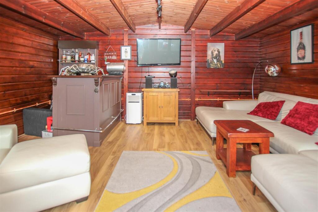 Additional image 18 of Manor Way, Brentwood