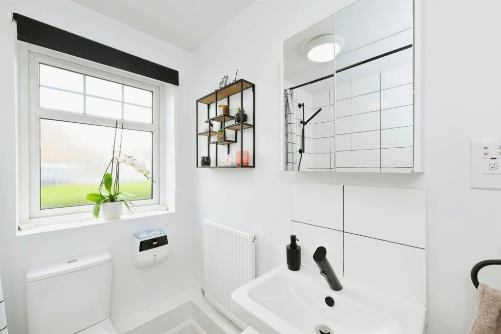 Additional image 10 of Fieldfare Way, HARLOW