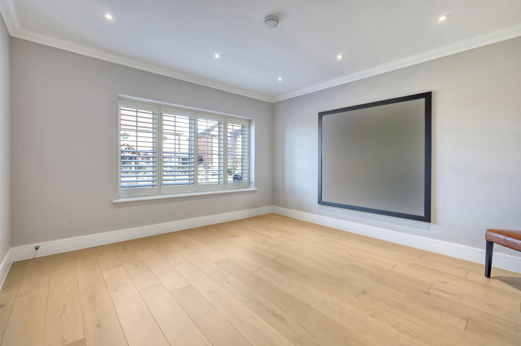 Additional image 8 of Little Ridings Lane, Ingatestone, CM4