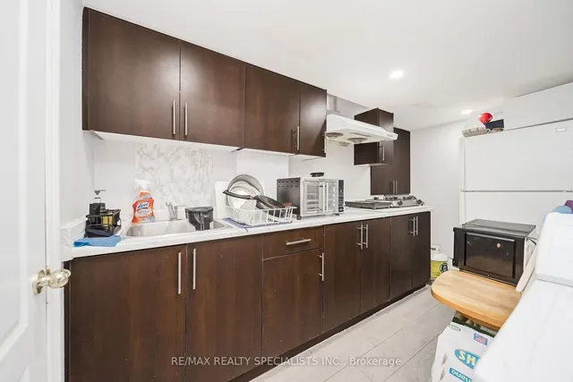 Additional image 23 of 72 Ridgefield Crt