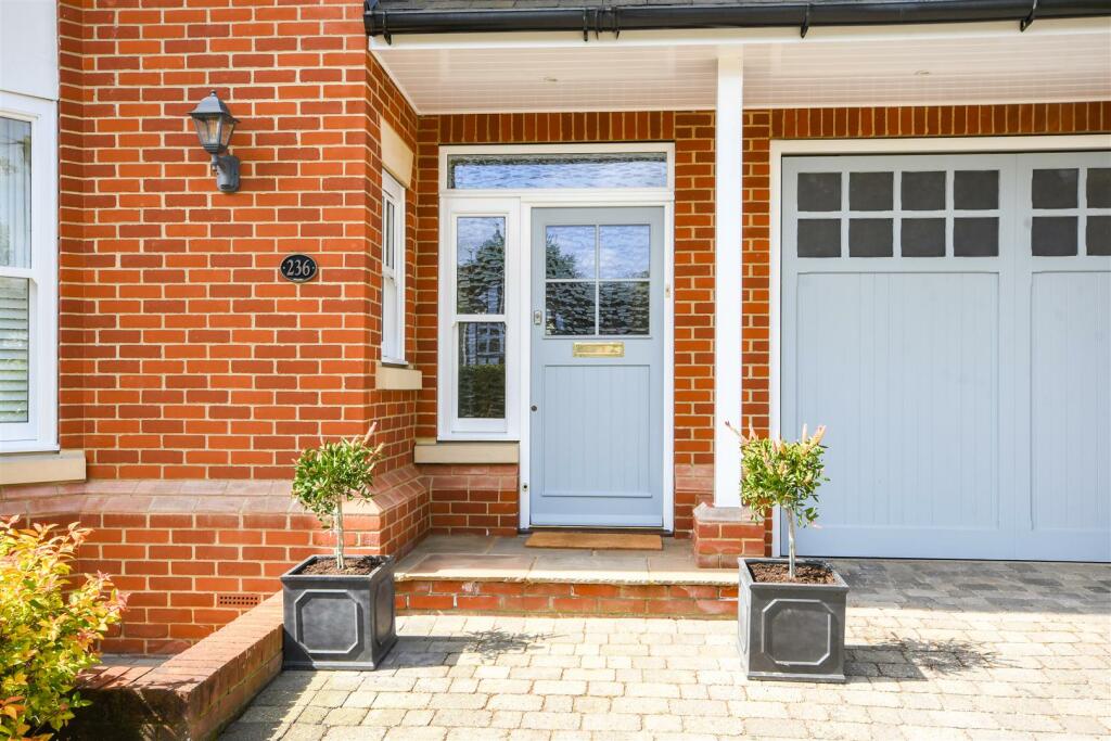 Additional image 36 of Priests Lane, Shenfield, Brentwood