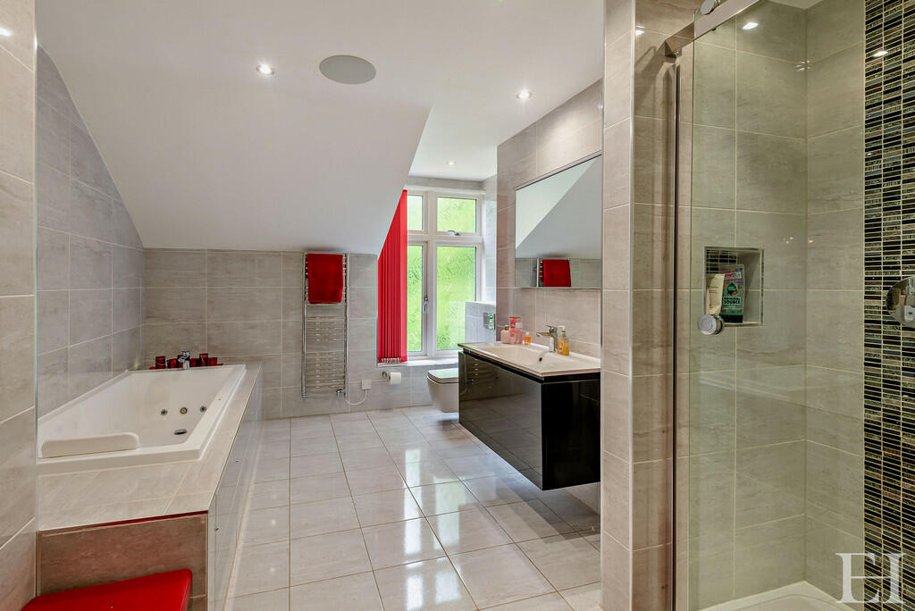 Additional image 25 of Lexden Road, Colchester