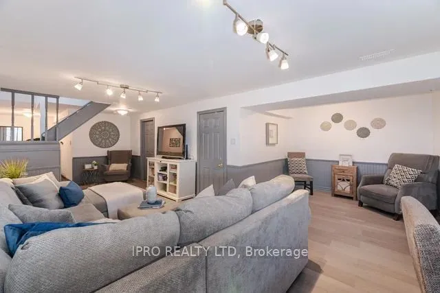 Additional image 23 of 14 Royal Palm Dr